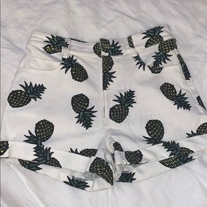 Wilde heart pineapple shorts